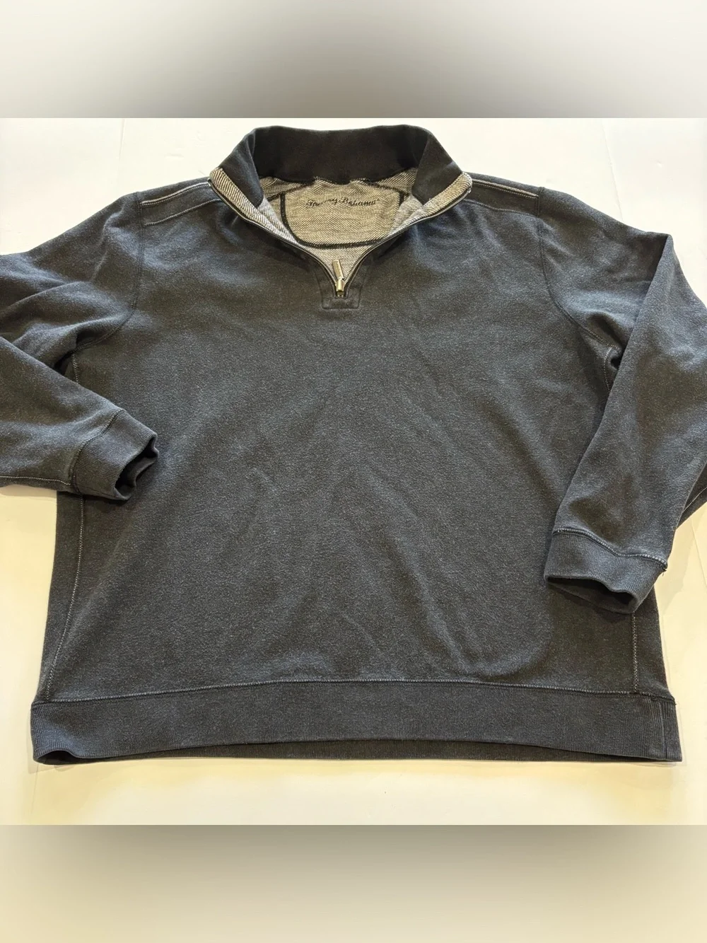 Tommy Bahama Men’s Reversible Quarter Zip Pullover Gray Black L Approx